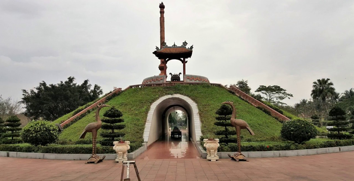 Hue –  Demilitarized Zone Full Day Tour